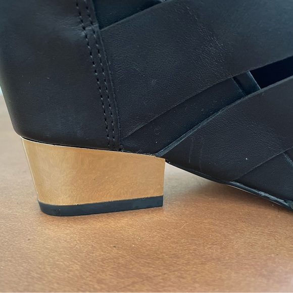 BCBGeneration Charlie heeled wedge, open peep toe shoes 10 black NWT πHP x2π - Picture 8 of 13